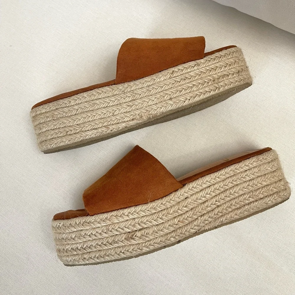 Lulu’s Camel Espadrilles Platform